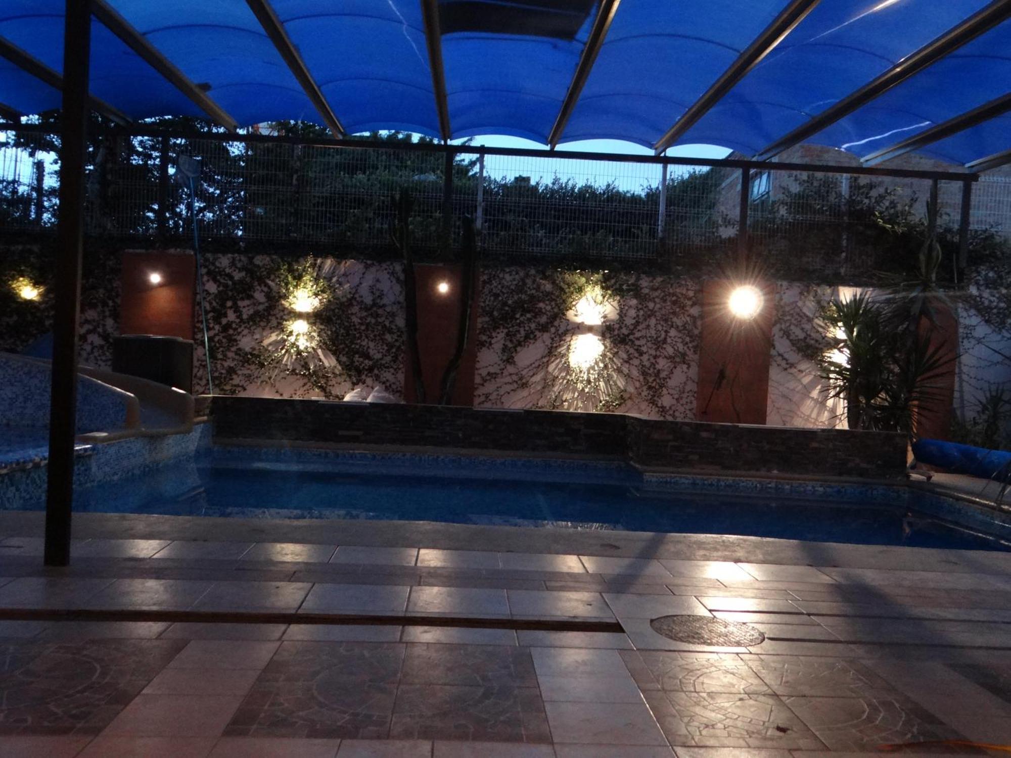 Hostal Vitta Guadalajara Exteriér fotografie